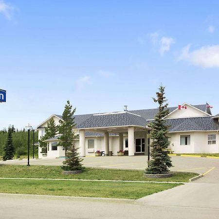 Days Inn By Wyndham Hinton Buitenkant foto